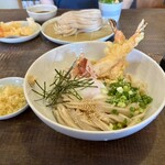 地粉うどん わだち草 - 