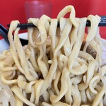 ラーメン二郎 生田駅前店 - 麺(小ラーメン)