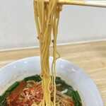 らーめん つるぎ - 辛味噌らーめん、麺リフト！