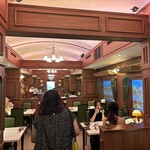 食堂車レストラン 黄昏号 - 店内