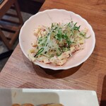 大衆酒場また会いにゆきます。 - しそロニサラダ