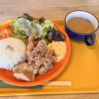 cafe BAMBI_1