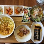 トンマッコル - セットのおかず　食べ放題ついて1,200円