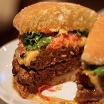 テディーズ ビガー バーガー - 