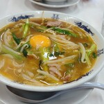 中華麺キッチン まくり - 韮辛麺  ¥980