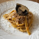 nacol - 松茸、和牛ボロネーゼ タリアテッレ