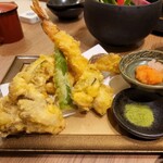 京出汁おでんと旬菜天ぷら 鳥居くぐり - 