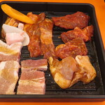 肉のサトウ商店 - ２０２５年９月１３日(土) 日替わり定食　300g  1,380円(税込み)