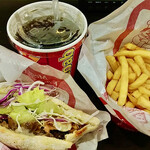 Mega Kebab - チーズピタミディアムビーフセット