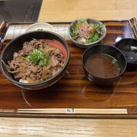 すき焼き 牛しゃぶ 松重 - 朝姫丼