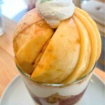 季節のりんご飴　あっぷりてぃ - 料理写真: