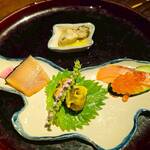 たこの壺 - 珍味おばんざい盛り合わせ　新潟県の形のお皿