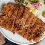 ひかり食堂 - ヒレカツには見えなかった　とにかく大きい