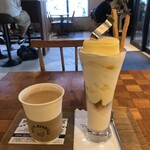 プティ・メルヴィーユ - ブレンドコーヒー 489円（税込）