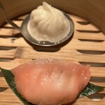 チャイナルーム - 点心２種　小籠包と海老餃子