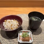 銀座 炎 田むら - ごぼうときゅうりのお漬物とお椀