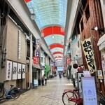 中華そば いぶき - お店があるのは おいでやす通り♪