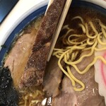 蓬来軒 - 叉焼厚み8～12㎜ほど