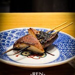 焼鳥 とり藤 - ジャンボマッシュルームの肉汁ステーキ 390円