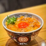 焼鳥 とり藤 - こだわり卵の親子丼 750円