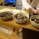 千代娘 - カウンターに並ぶおばんざい