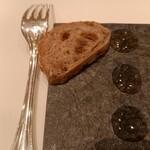 メゾン ポール・ボキューズ - ヤギのブルーチーズ