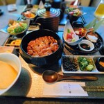 黒毛和牛 肉まぶし ふじ田 - テーブルの様子