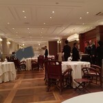 メゾン ポール・ボキューズ - メインダイニング