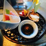 黒毛和牛 肉まぶし ふじ田 - お刺身、さつまいもの煮物、お漬け物