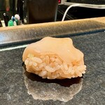 鮨と肴 鵙 - ホタテ