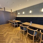 THE R9 DINING - 内観