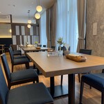 THE R9 DINING - 内観