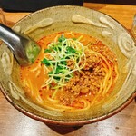 日本酒と肴 みや川 - 担々麺