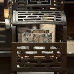 銀座 炎 田むら - かき氷も目の前で作ってくれます。