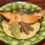 賛否両論 - 焼き物(シャケ西京漬け)