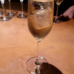 SECRETO - ウエイティングバーでのドリンク