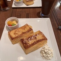BISTRO FAVORI 代官山 - 