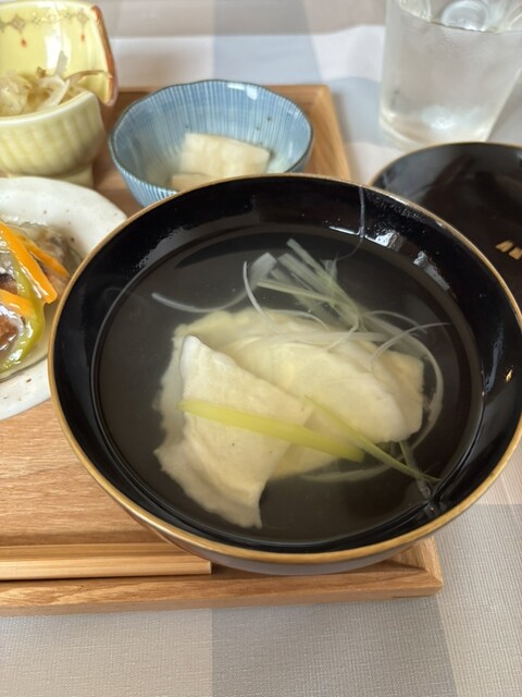 komeko食堂 - 鮫（海鮮丼）の写真