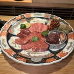 大皿焼肉 老中 - 