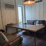 カフェブルー - 席がおしゃれさん