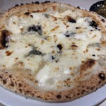 オッティモ・シーフード・ガーデン - クワトロフォルマッジ（¥1,920円税込）