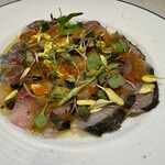 オッティモ・シーフード・ガーデン - 十分な量のカルパッチョ