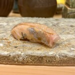 銀座 鮨 しょう介 - 縞鯵