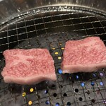 但馬牛とぼく 焼肉処 坐 - 