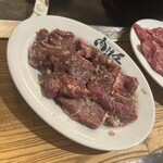 羊肉炭火焼 肉汁屋 - 