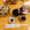 辻屋 - 一番目に見るメニュー位置に定食メニューがあり
お袋さんがすかさず

●上丼定食　4,950円
（五切れ入り丼、鯉の刺身、肝吸、漬物、メロン）

を注文したので
僕も同じ品を注文してみた