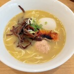 博多水炊きらーめん うかんむり - 味玉水炊きラーメン
