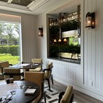 Crossroads Kitchen - 