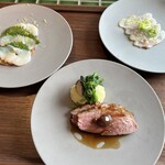 Crossroads Kitchen - 