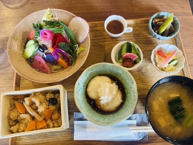 シズク カフェ＆スクール（SHIZUKU CAFE＆SCHOOL） - 安積永盛（カフェ）の写真